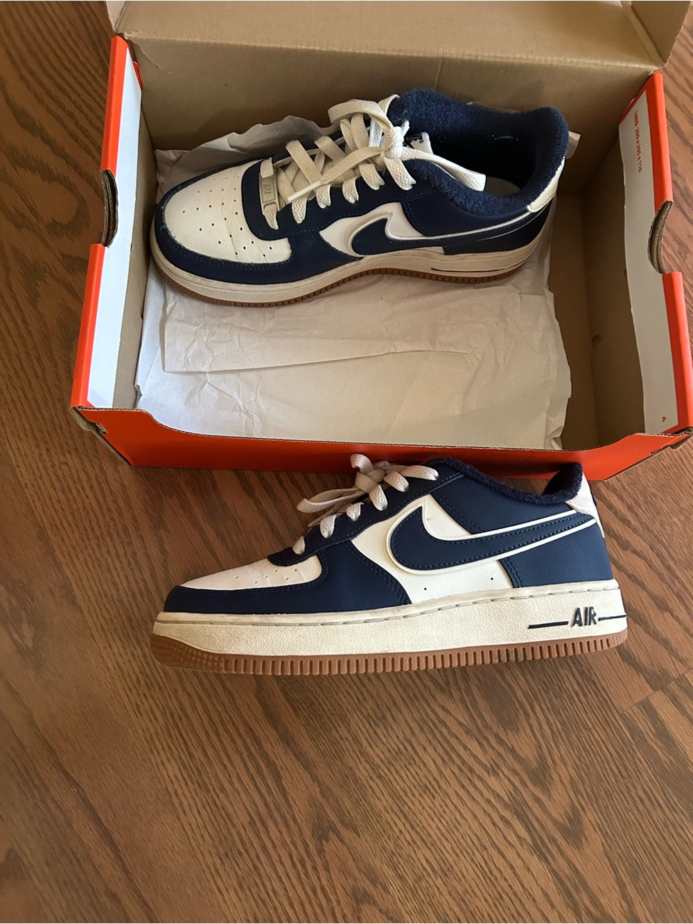 Nike Air Force 1 Kids Navy, White and Gum Low-Top Sneakers